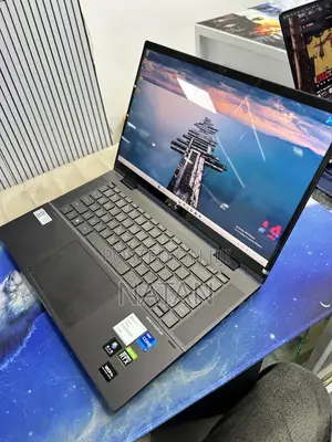 New Laptop HP Envy x360 15-cp0013nr 16GB Intel Core i7 SSD 512GB