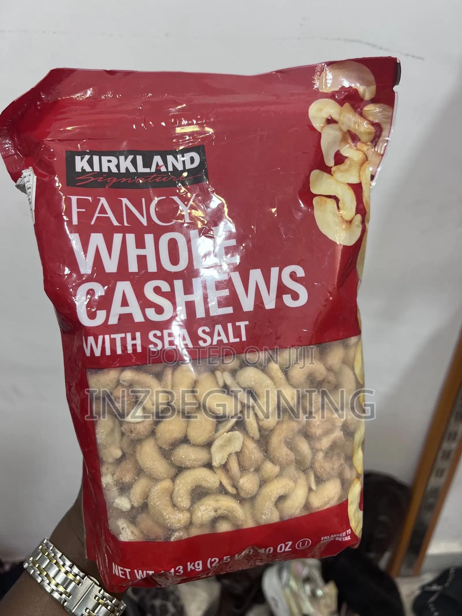Original Kirkland Fancy Whole Cashews With Sea Salt