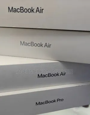 New Laptop Apple MacBook Air 2026 M5 16GB AMD A8 SSD 512GB