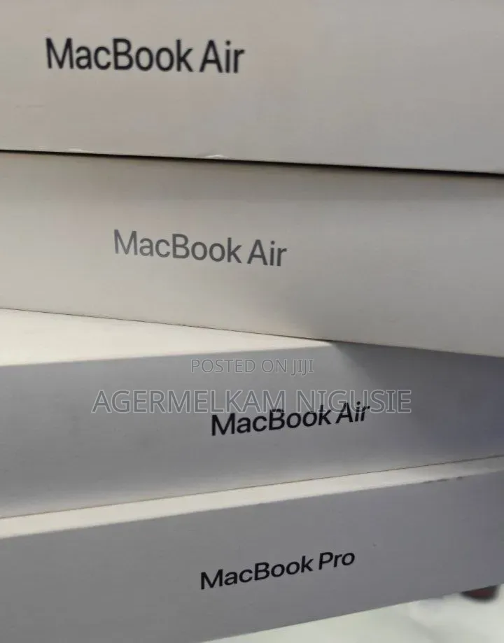 New Laptop Apple MacBook Air 2026 M5 16GB AMD A8 SSD 512GB