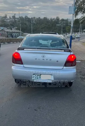 Toyota Platz 1.0 FWD 2001 Silver