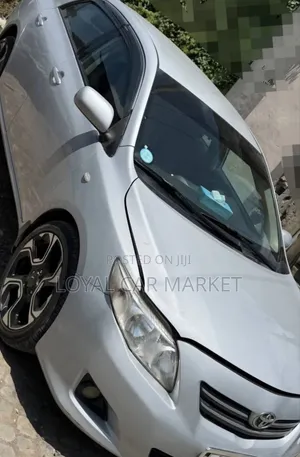 Toyota Corolla 2009 Silver