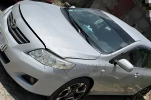 Toyota Corolla 2009 Silver