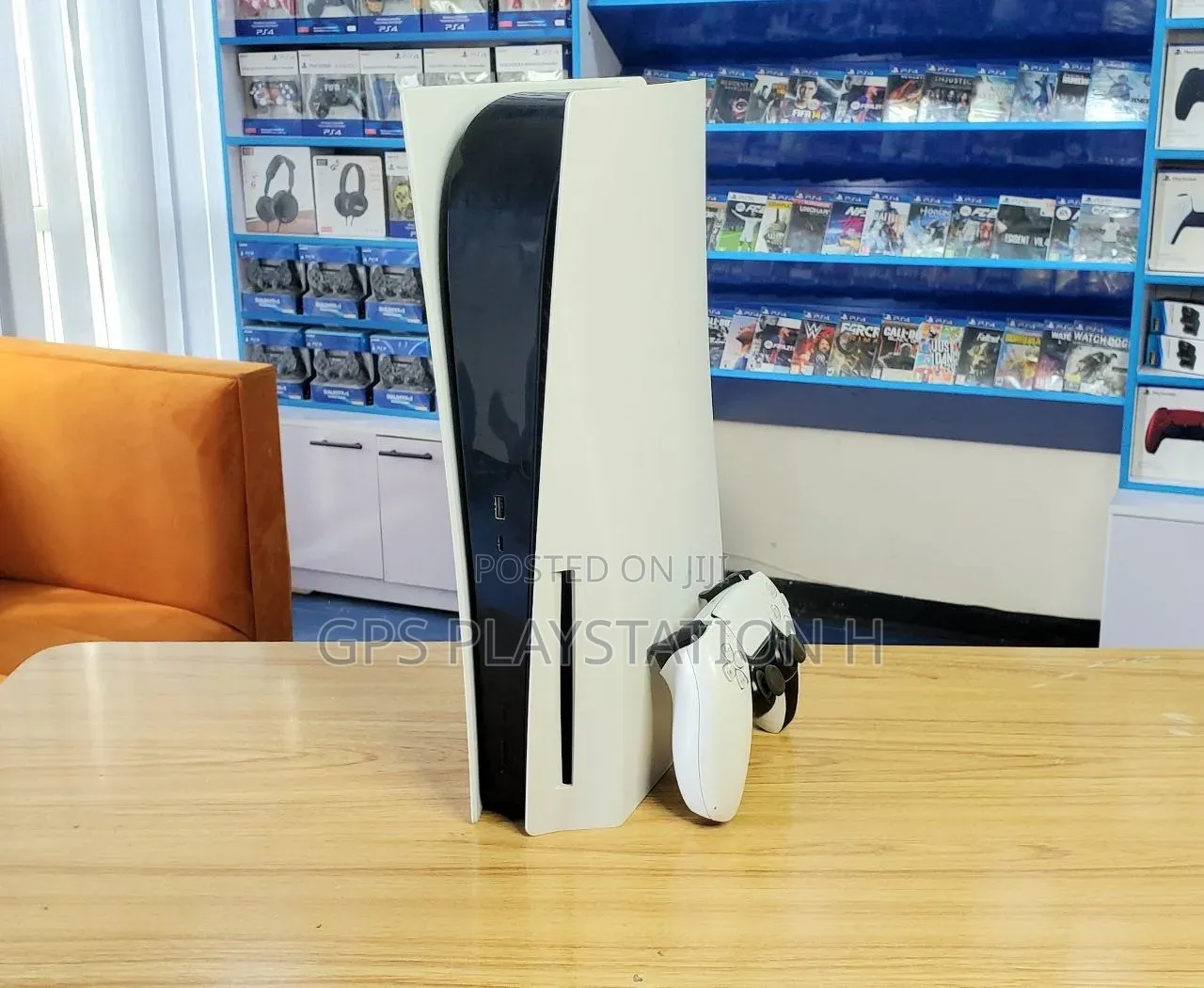 PlayStation 5 Almost New Condition Betam Sedet Yale Ps