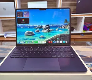 New Laptop Apple MacBook Air 2025 M4 16GB Apple M4 SSD 256GB