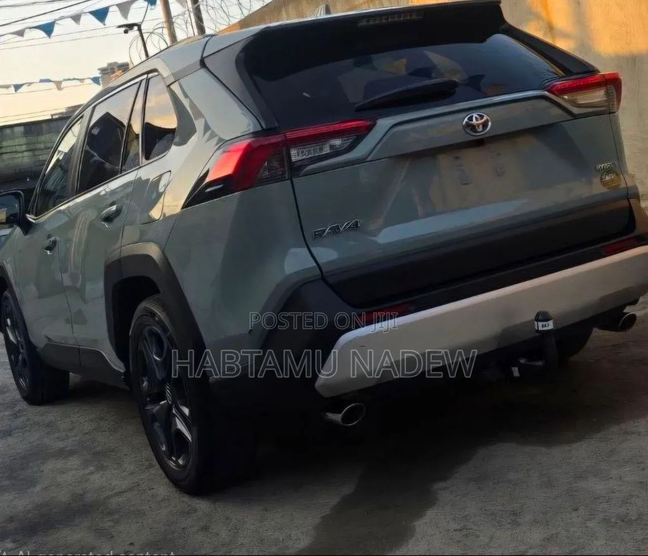Toyota RAV4 2022 Green