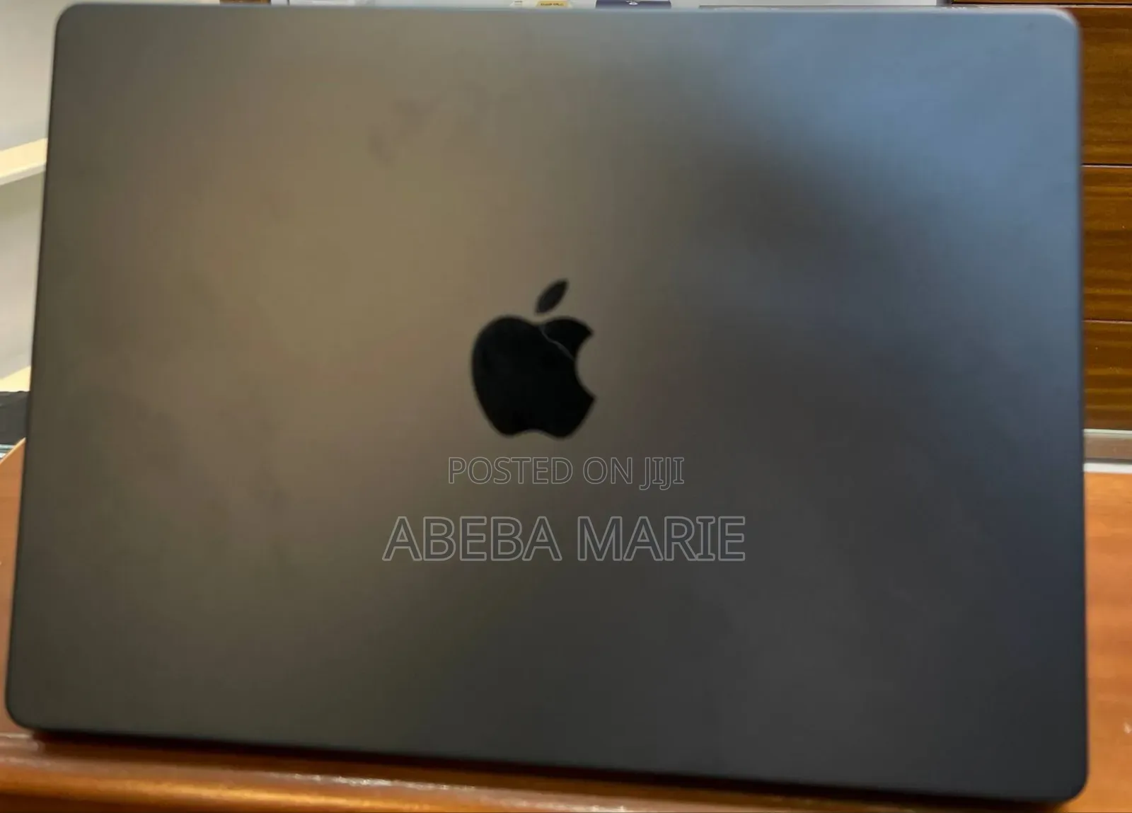 New Laptop Apple MacBook Pro 2025 M5 24GB Apple M5 Pro SSD 1T