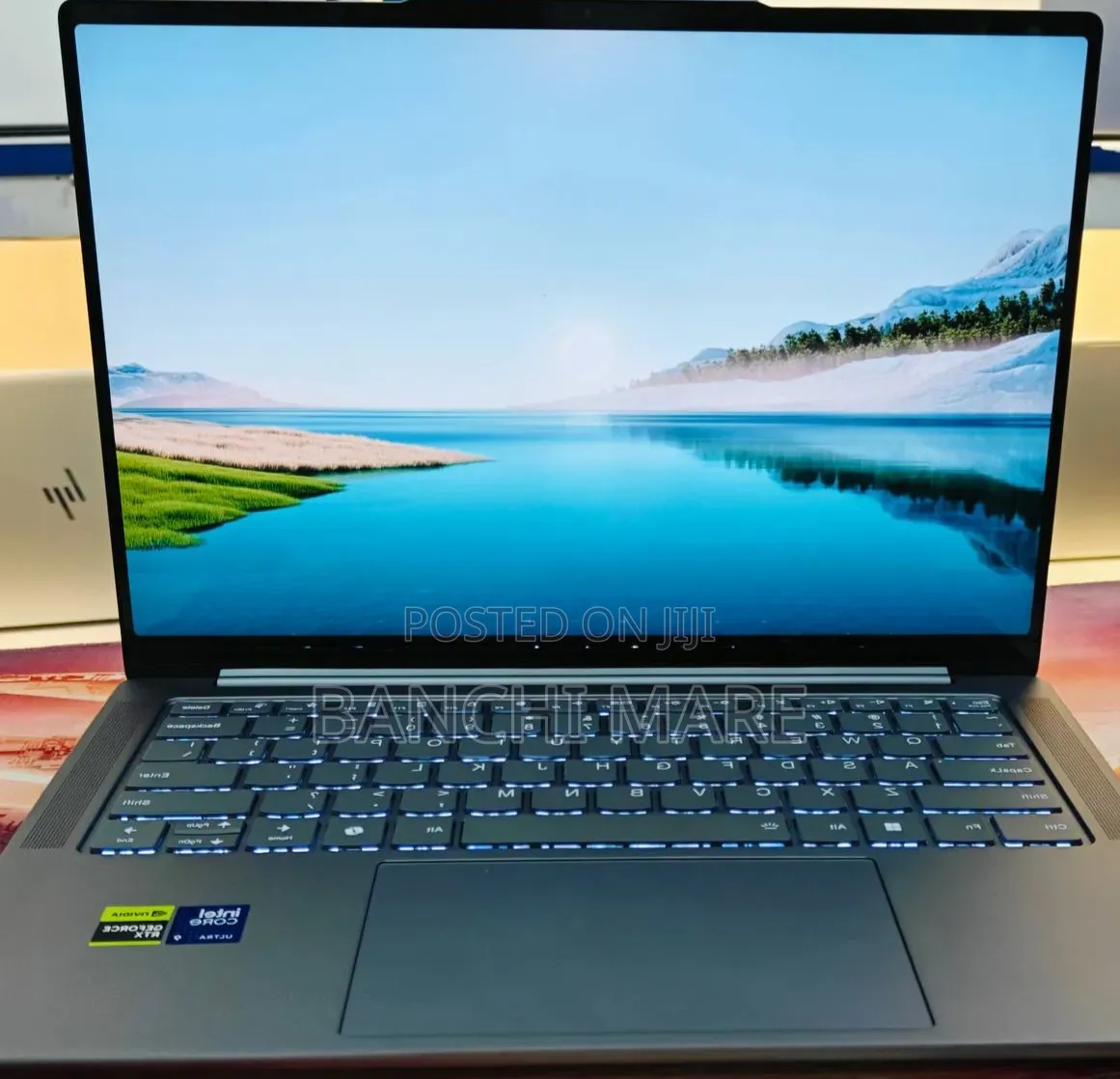 New Laptop Lenovo Yoga 7i 16GB Intel Core Ultra 7 SSD 1T