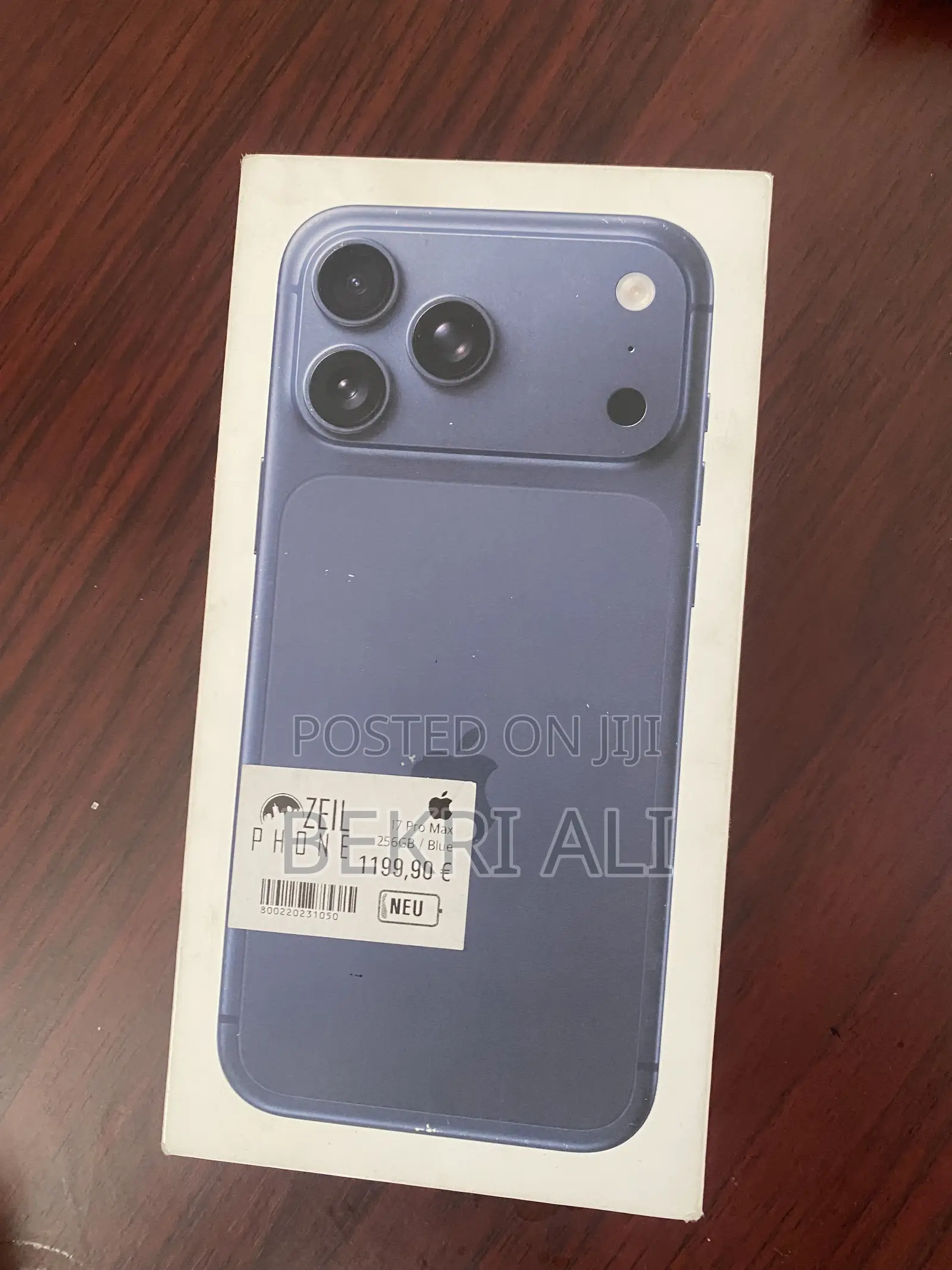 New Apple iPhone 17 Pro Max 256 GB Blue