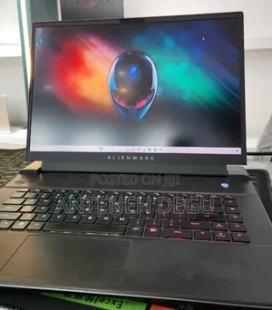 New Laptop Alienware M16 R1 16GB AMD Ryzen 9 SSD 1T