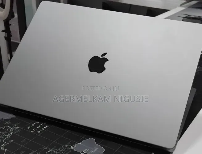 New Laptop Apple MacBook 2006 32GB Apple M1 Pro SSD 1T