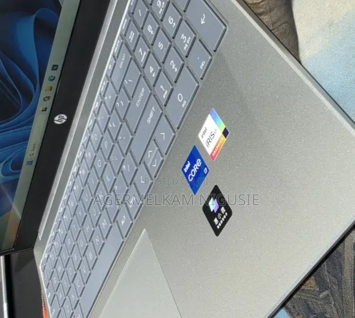 New Laptop HP EliteBook 6 G1i Notebook AI PC 16GB Intel Core i7 SSD 1T