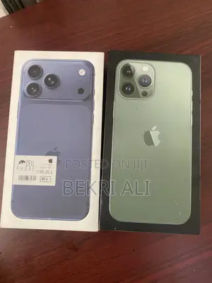 New Apple iPhone 17 Pro Max 256 GB Blue