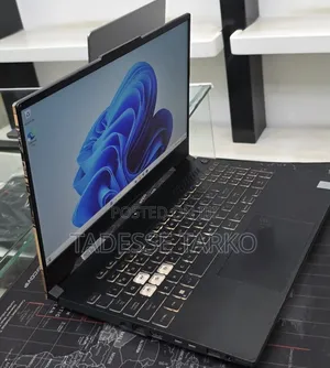 New Laptop Asus 16GB Intel Core i7 SSD 512GB