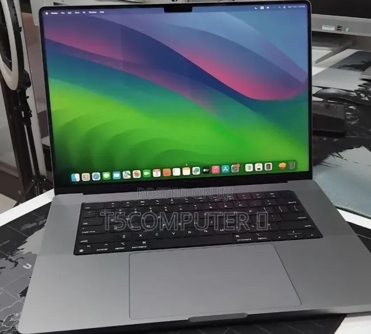 New Laptop Apple MacBook Pro 2021 M1 Max 32GB Apple M1 Max SSD 1T