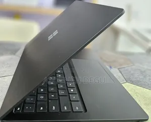 New Laptop Microsoft Surface Laptop 4 16GB Intel Core i7 SSD 512GB