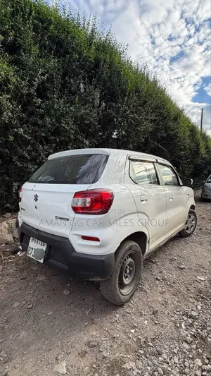 Suzuki S-Presso 2021 White