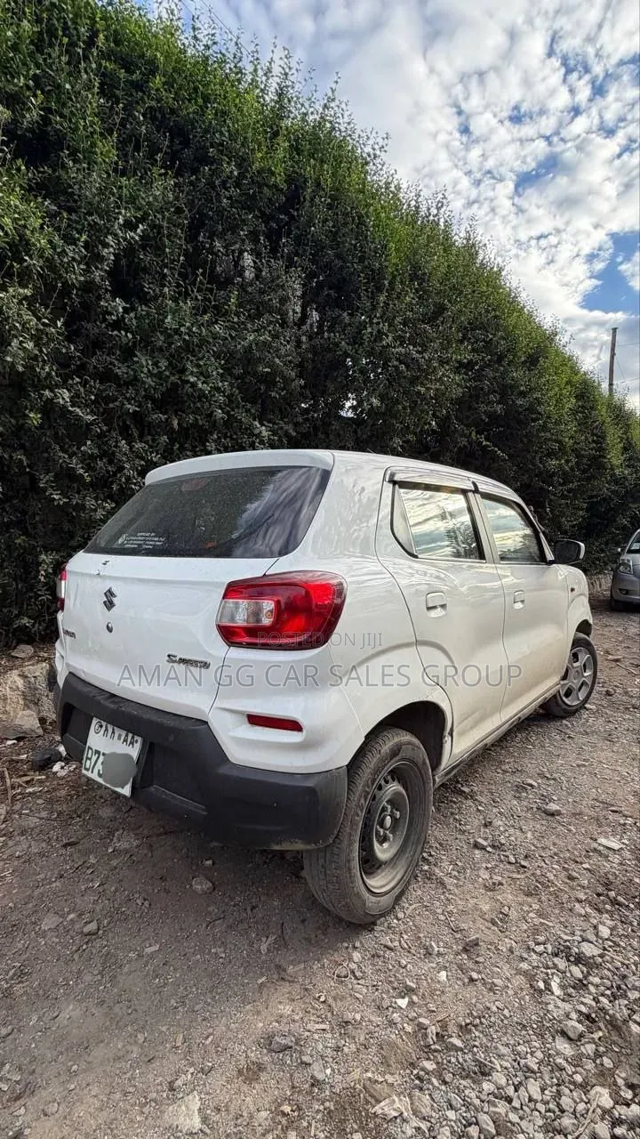 Suzuki S-Presso 2021 White