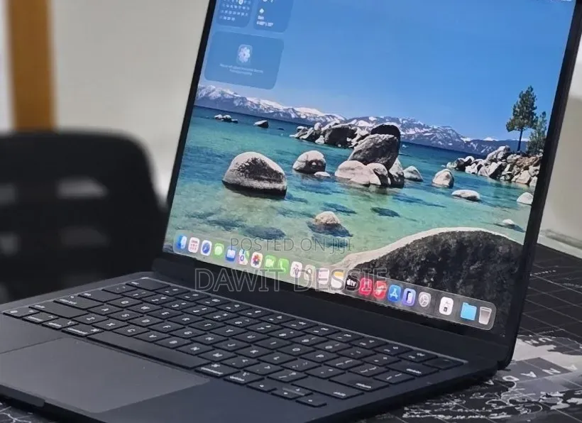 New Laptop Apple MacBook Air 2026 M5 16GB Apple M5 SSD 512GB