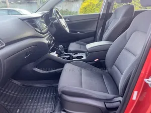 Hyundai Tucson 2017 Orange