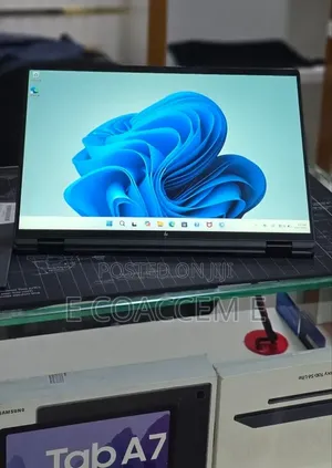 New Laptop HP OmniBook Ultra Flip 16" 16GB Intel Core Ultra 7 SSD 1T