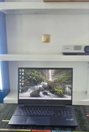 New Laptop HP Victus 15 16GB Intel Core i5 SSD 512GB