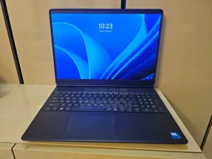 New Laptop Alienware 16 Aurora 16GB Intel Core 7 SSD 1T