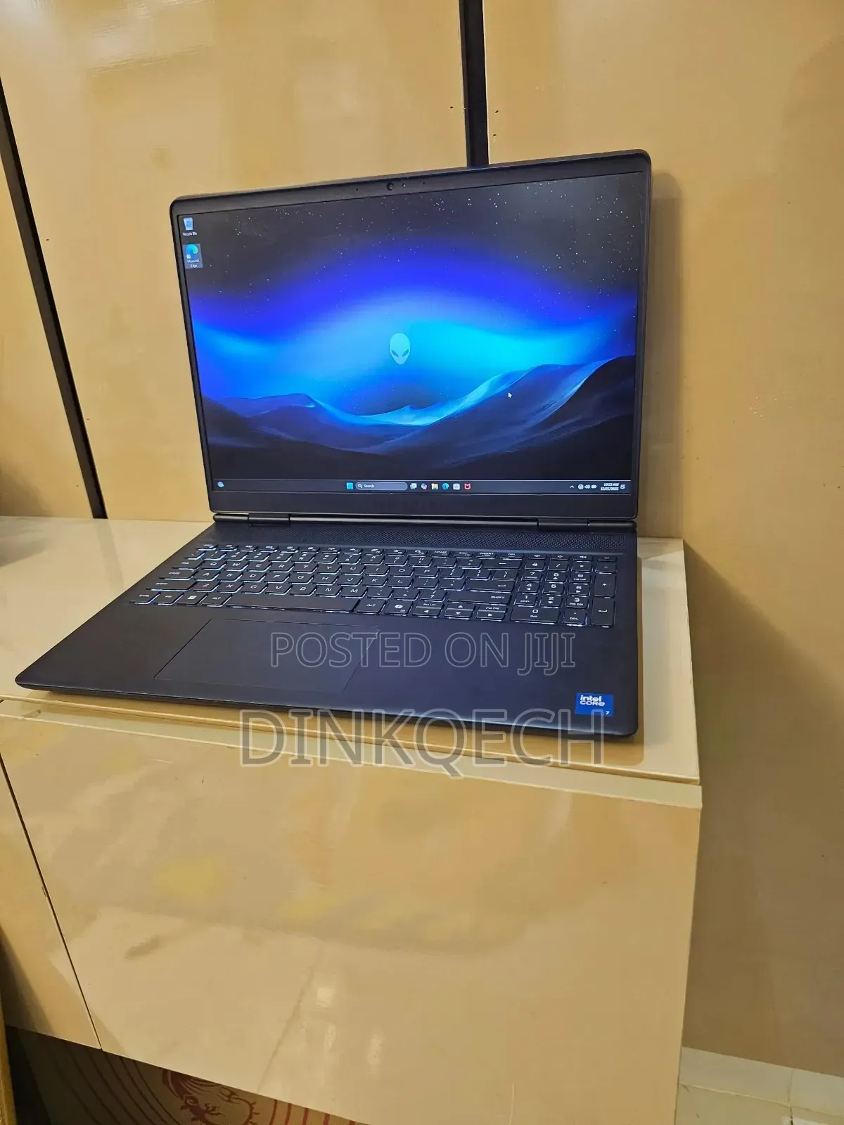 New Laptop Alienware 16 Aurora 16GB Intel Core 7 SSD 1T