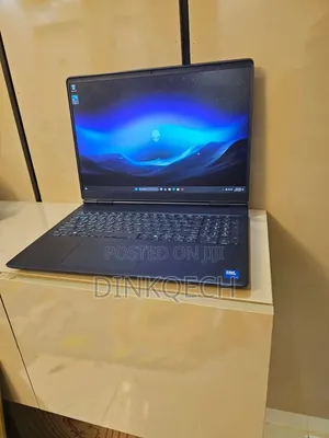 New Laptop Alienware 16 Aurora 16GB Intel Core 7 SSD 1T