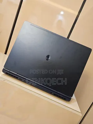 New Laptop Alienware 16 Aurora 16GB Intel Core 7 SSD 1T