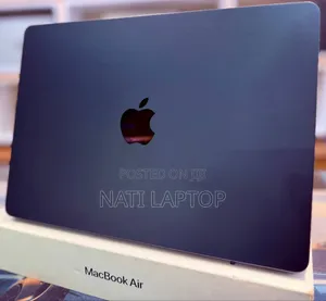 New Laptop Apple MacBook Air 2025 M4 16GB Apple M4 SSD 256GB
