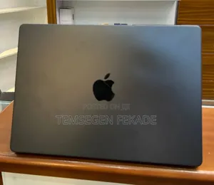 New Laptop Apple MacBook Pro 2025 M5 24GB Apple M5 Pro SSD 1T