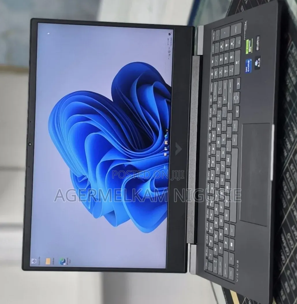 New Laptop HP Victus 16 16GB Intel Core i7 SSD 1T