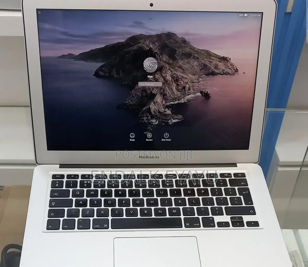 New Laptop Apple MacBook Air 2012 4GB Intel Core i5 SSD 128GB