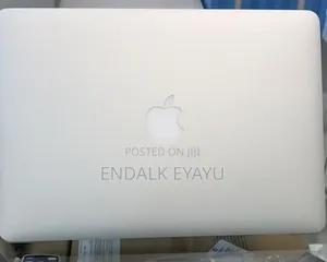 New Laptop Apple MacBook Air 2012 4GB Intel Core i5 SSD 128GB