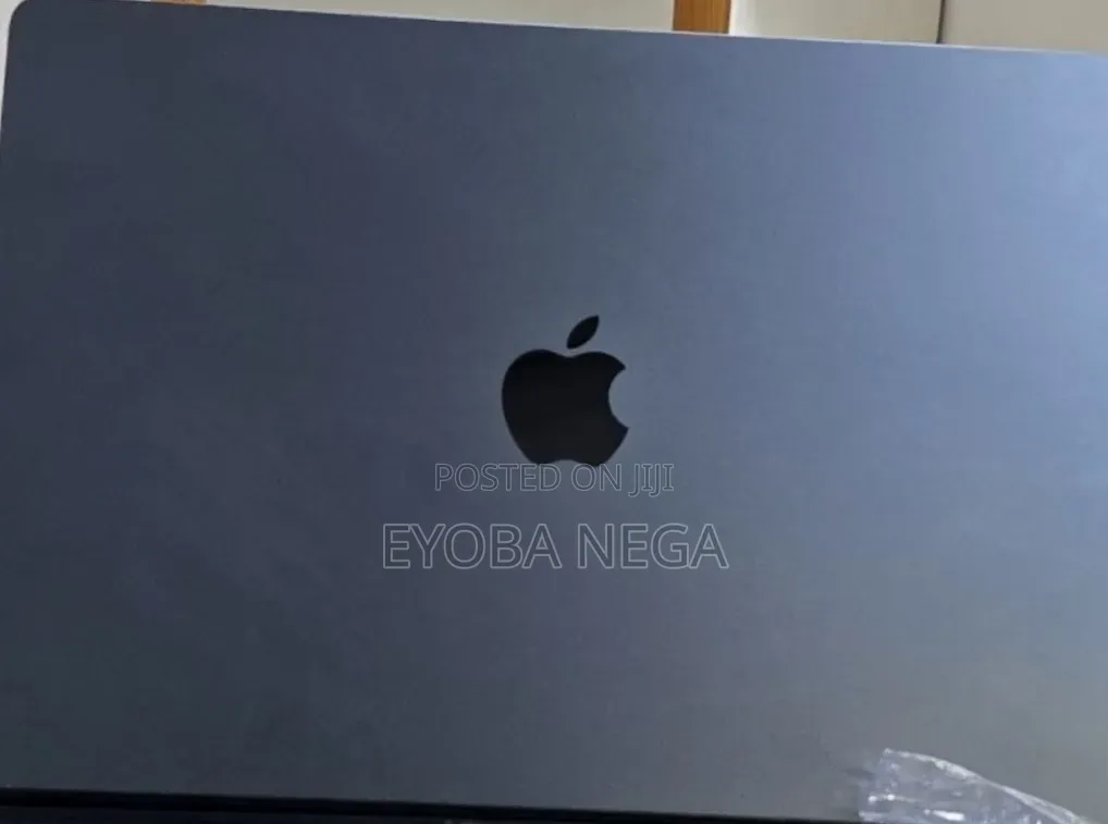 New Laptop Apple MacBook Air 2026 M5 16GB Apple M5 SSD 512GB
