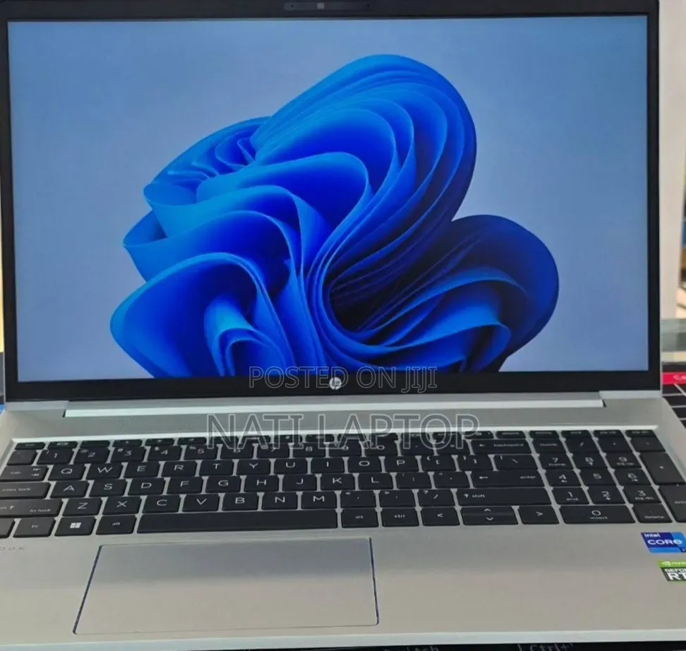 New Laptop HP 14-dq1088wm 32GB Intel Core i7 SSD 1T