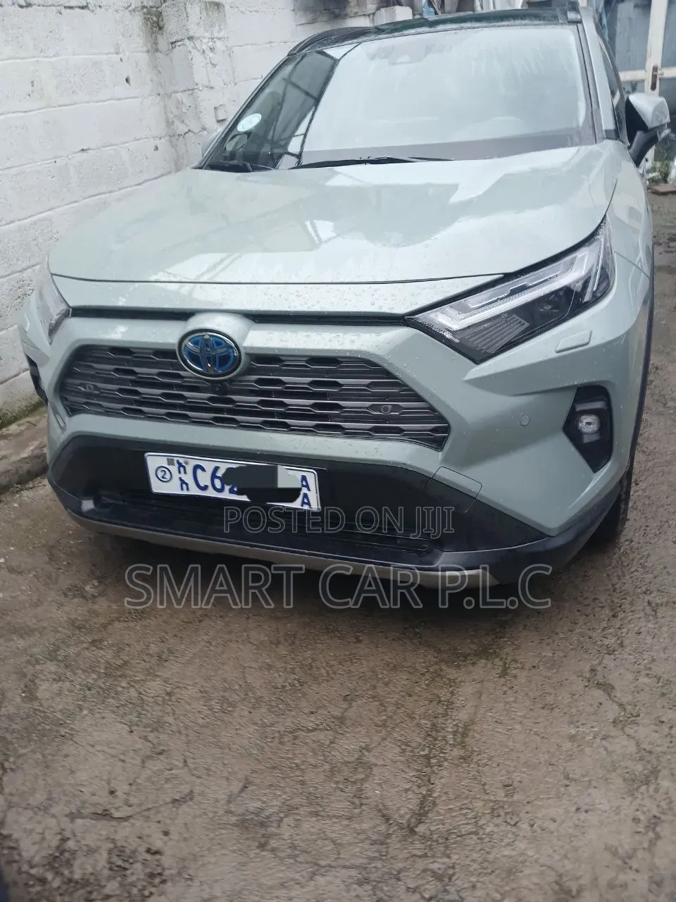 Toyota RAV4 2022 White