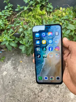 Tecno Spark 40 128 GB Gray