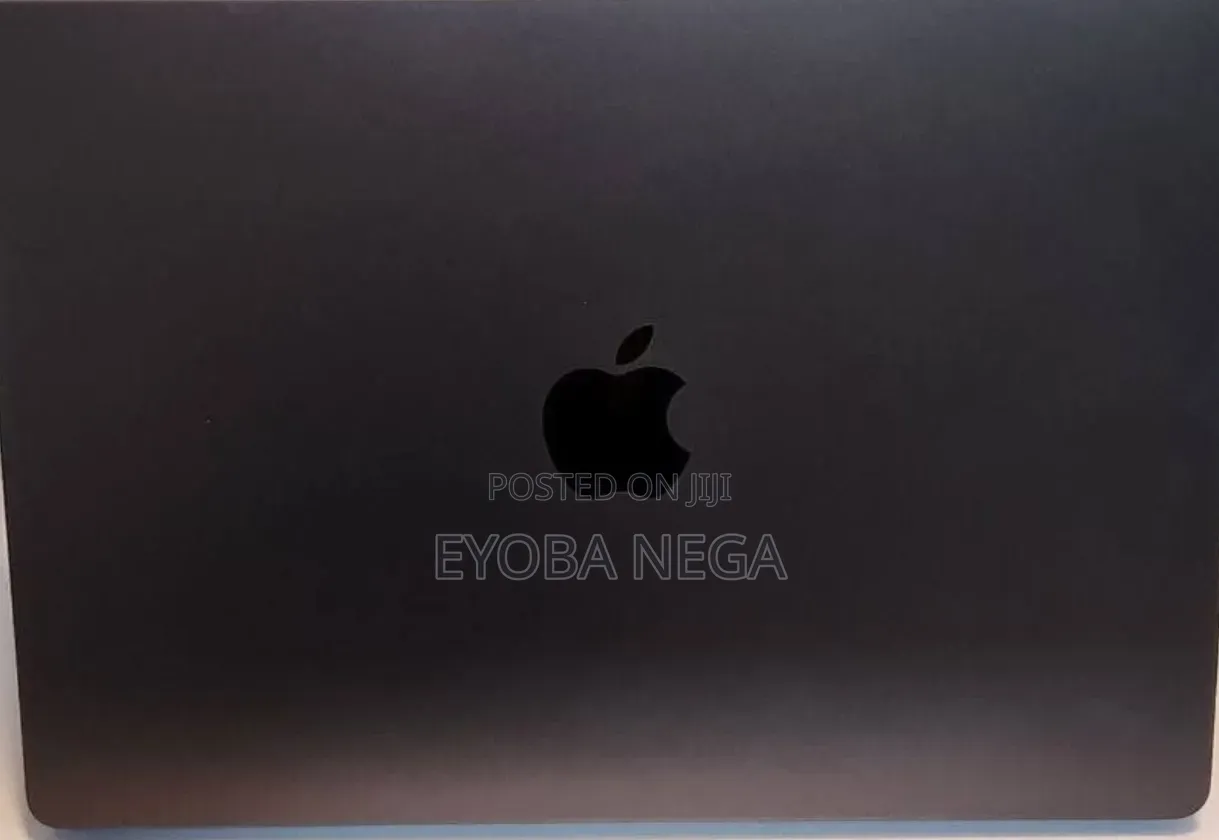 New Laptop Apple MacBook Pro 2025 M5 16GB Apple M5 SSD 512GB