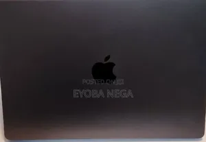 New Laptop Apple MacBook Pro 2025 M5 16GB Apple M5 SSD 512GB