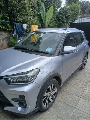 Toyota Raize 2022 Silver