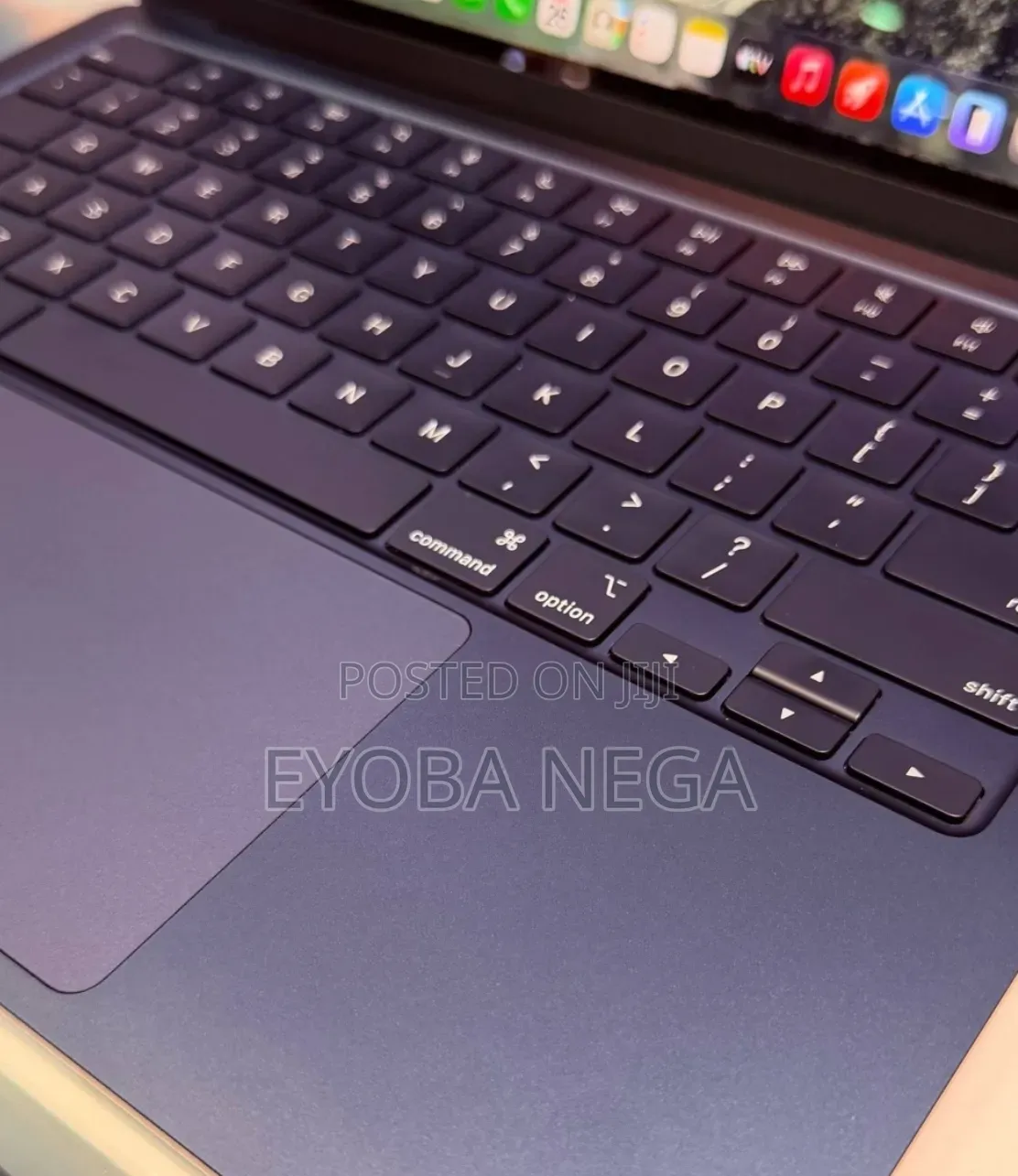 New Laptop Apple MacBook Air 2025 M4 16GB Apple M5 SSD 256GB