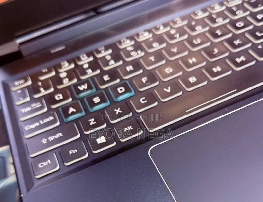 New Laptop Acer Predator Helios 300 16GB Intel Core i7 SSD 512GB