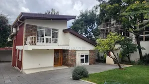 3bdrm Villa in Old Airport ብ/ገብርኤል, Nifas Silk-Lafto for rent