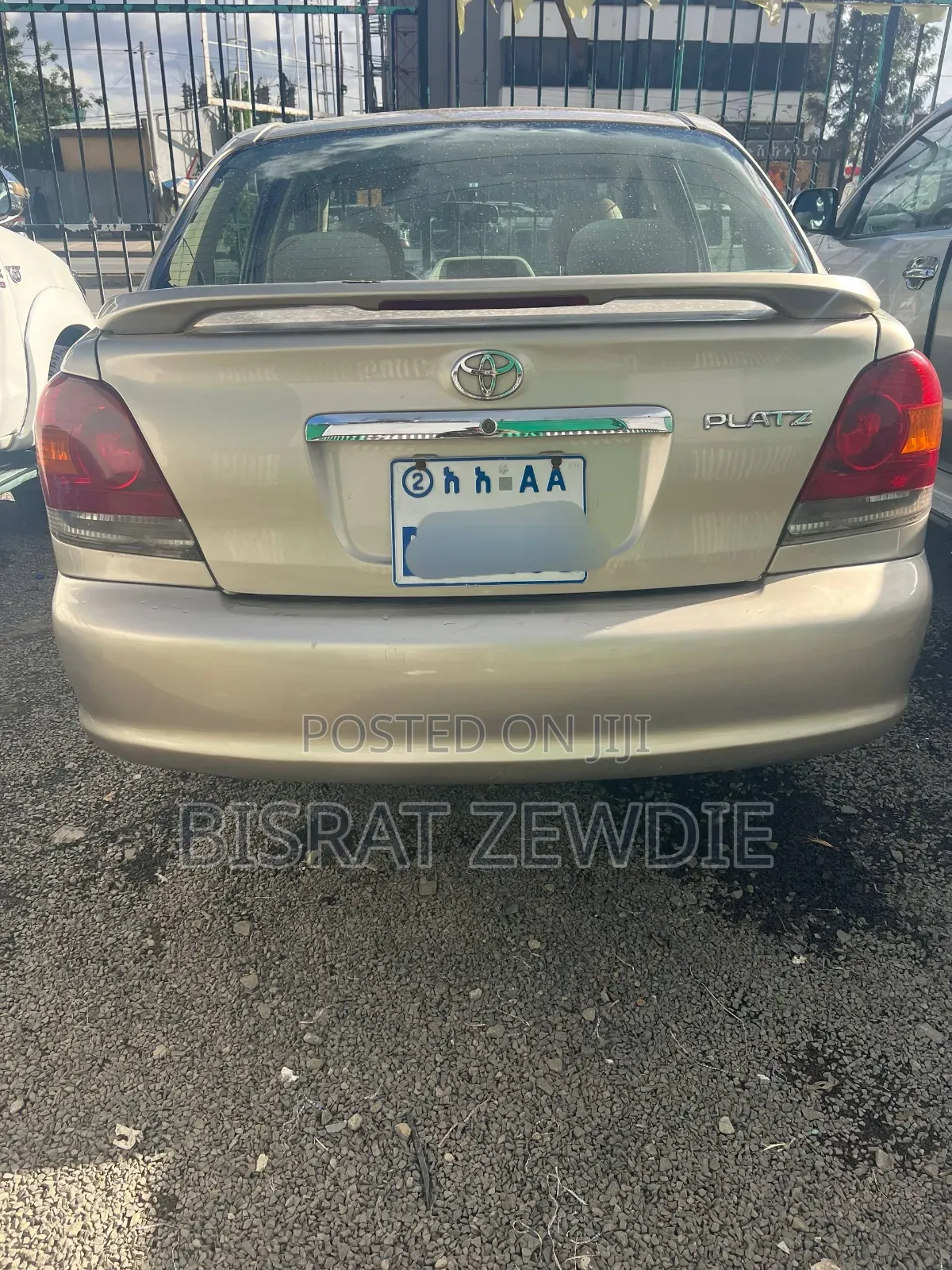 Toyota Platz 2003