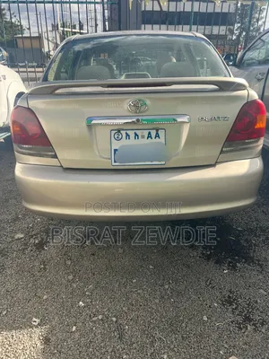 Toyota Platz 2003