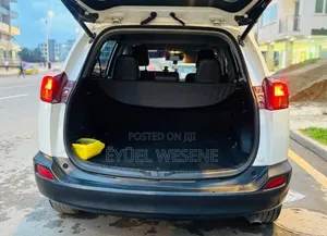 Toyota RAV4 2015 White