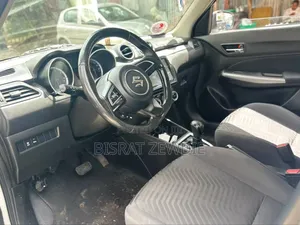 Suzuki Swift 2021 White