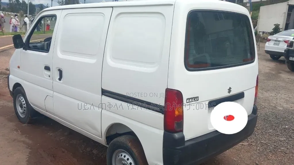 Suzuki Eeco 2024 White